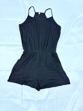 Women’s Black Sleeveless One-Piece Romper